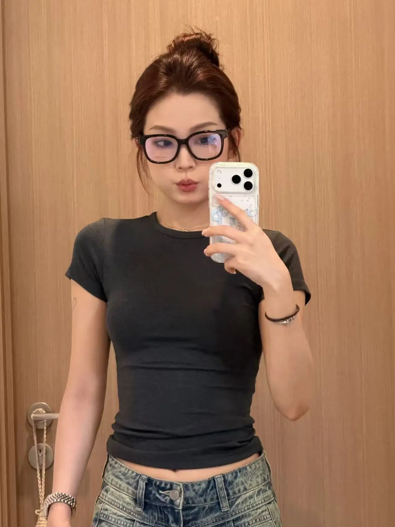 Slim Fit Short Sleeve T-Shirt Women's Fashion round Neck Waist Cinched Shoulder Width Corrected Summer New Style Hot Girl Top