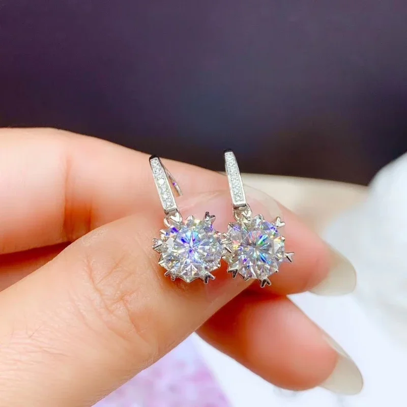 

Sparkling Moissanite Earrings 925 Sterling Silver Hook Earrings Women's New Year Gift Sparkling