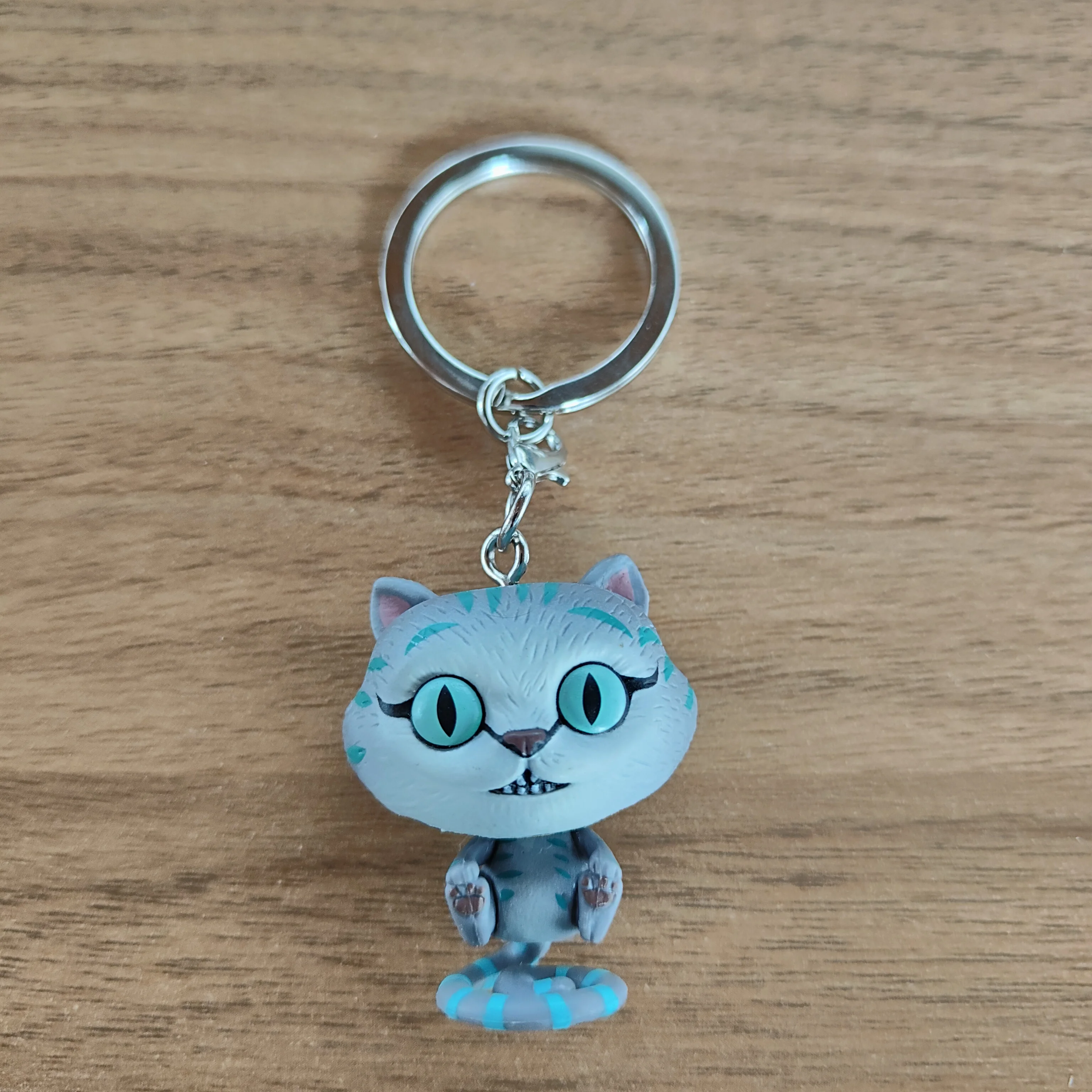 Alice in Wonderland Pocket Keychain Chessur Cat Mad Hatter Vinyl Action Figure Collection Model Toys for Children Gift
