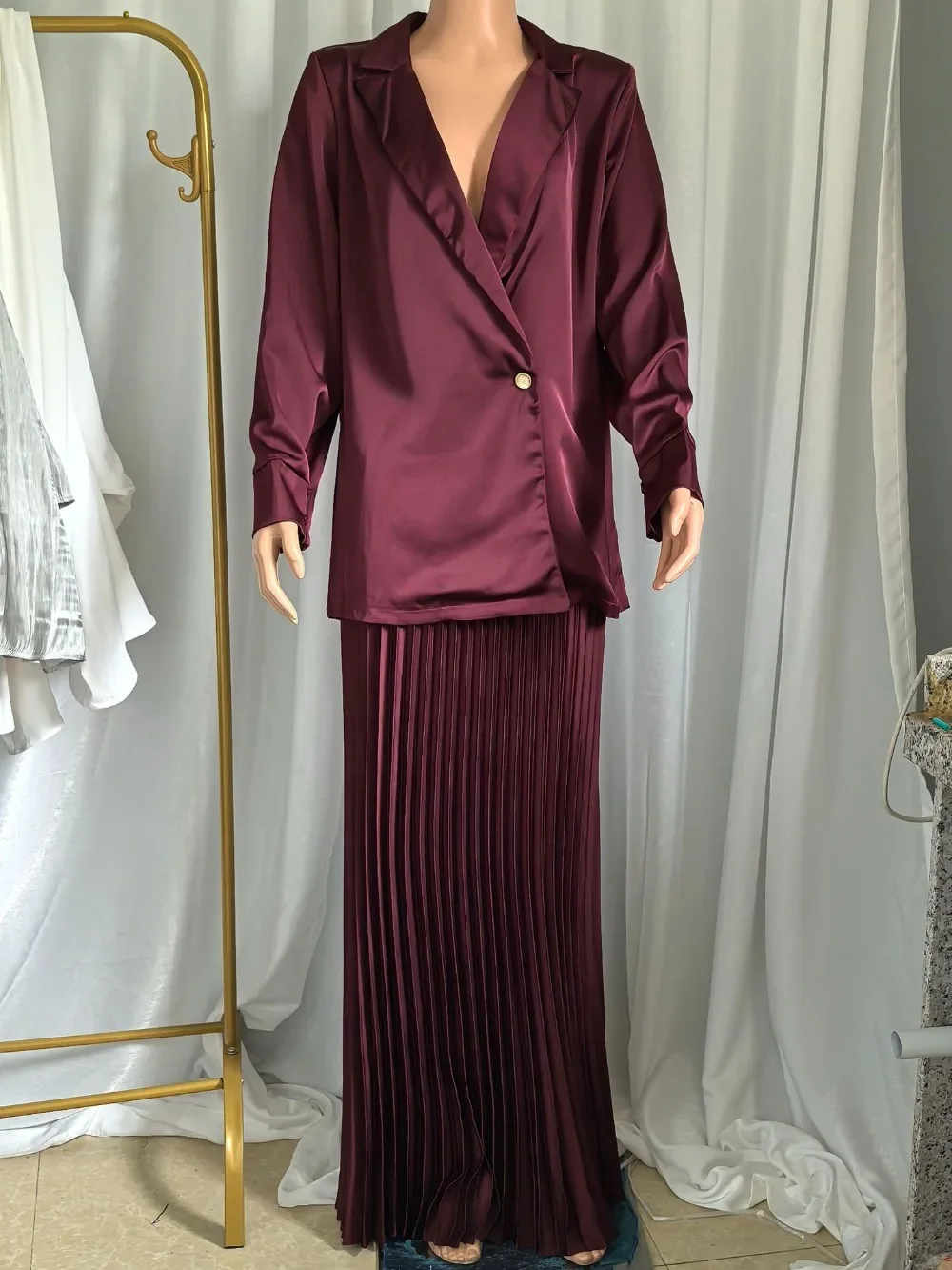 Dubai Frauen Top Shirt Faltenrock 2-teiliges Set Eid Muslim Set Blazer Langarm Rock Anzüge Arab Dubai Musulman Ensembles 2026