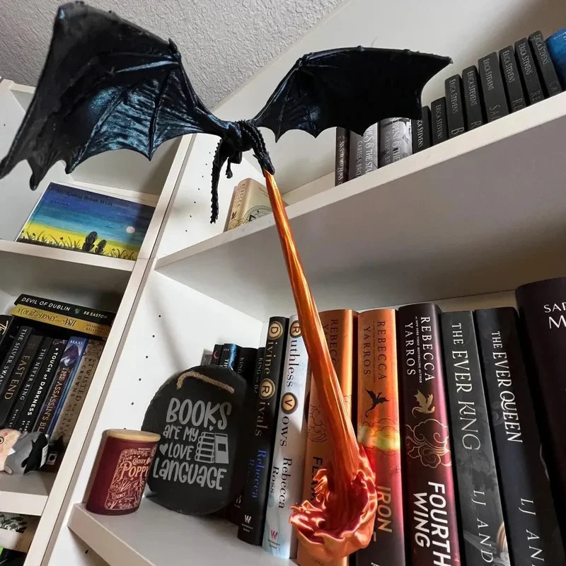 เปลวไฟมังกร Book Nook ประติมากรรม Fire Breathing Dragon Gothic เครื่องประดับฮาโลวีนวันเกิดชั้นวางหนังสือตกแต่ง