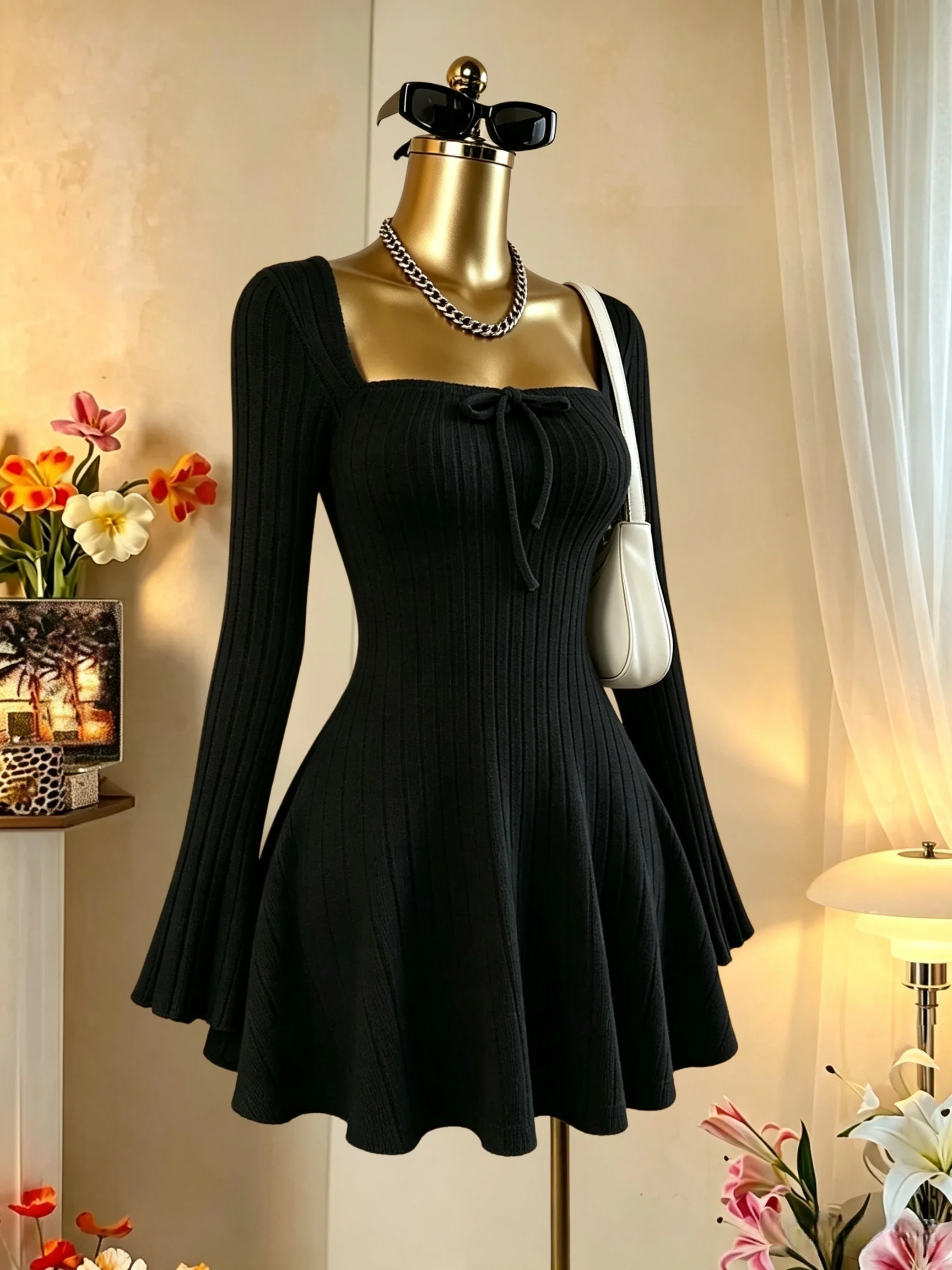 Damen-Minikleid mit quadratischem Ausschnitt, vorne gebunden, gerippt, ausgestellter Rock, lange Ärmel, tailliert, A-Linie, Y2K, sexy Kleid – Detail 4