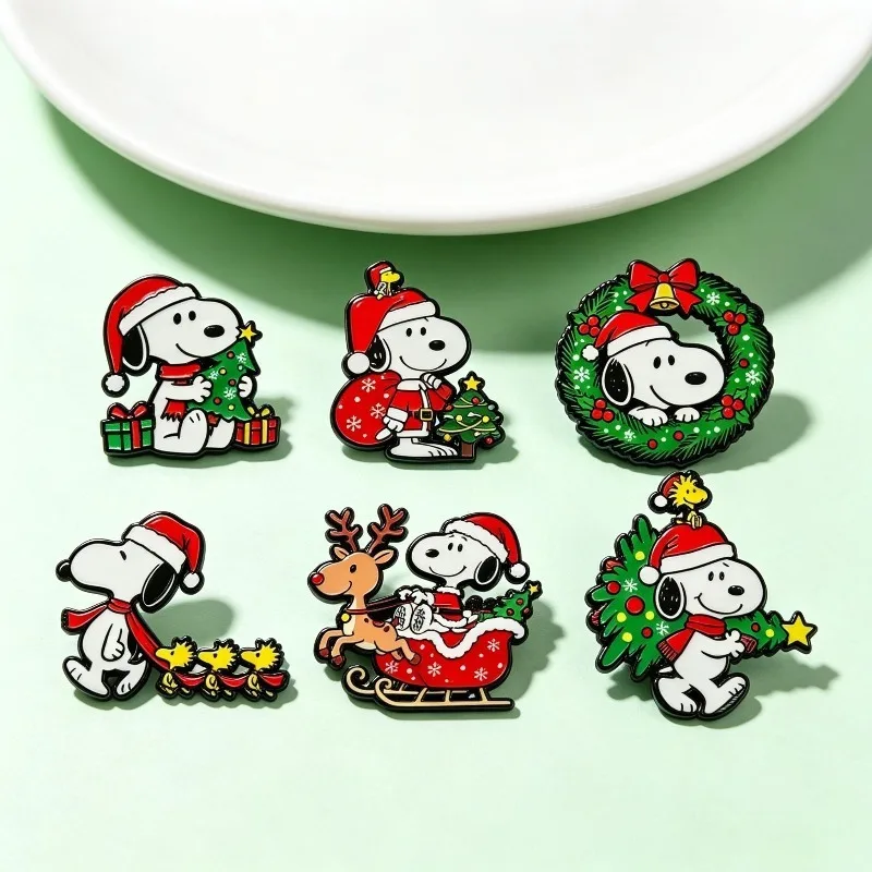 6 Stück niedliche Snoopy-Halloween-Emaille-Anstecker, Weihnachtsmann, Baum, weißer Hund, Tier-Brosche, Welpen-Reversnadel für Rucksack, Hut, Weihnachts- und Feiertagsgeschenk