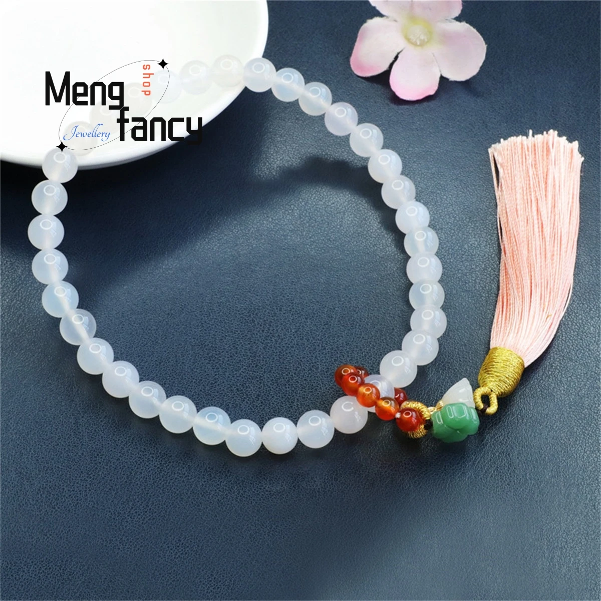 

Natural Chalcedony Pulp Agate Handheld Tassel Bracelet Simple Generous Personality Versatile Men Women Fashion Fine Jewelry Gift