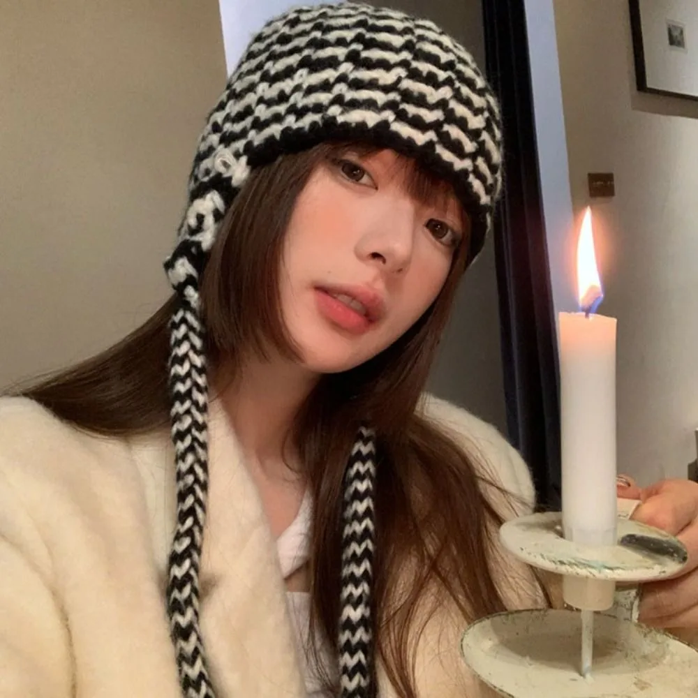 Sweet Stripe Ear Protective Hat Keep Warm Y2K Women Knitted Hat Strap Tie Big Head Circumference Wool Pullover Hat Ladies