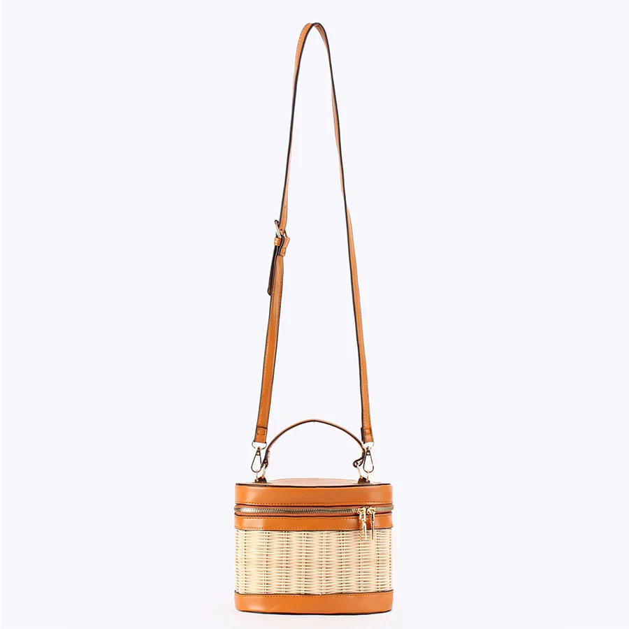 Fashion Rattan Straw Bucket Bag Weave Women Handbag Design Patchwork Shoulder Crossbody Bag Summer Travel Beach Small Tote Purse