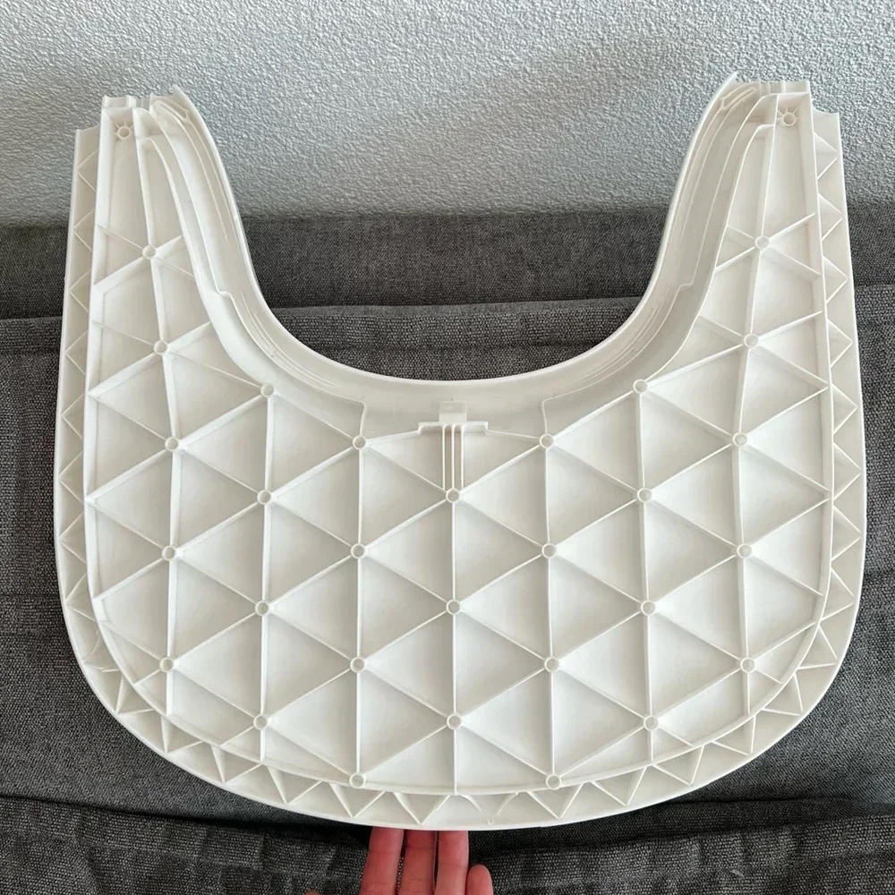 Рисунок 4 - Стул для кормления ребенка