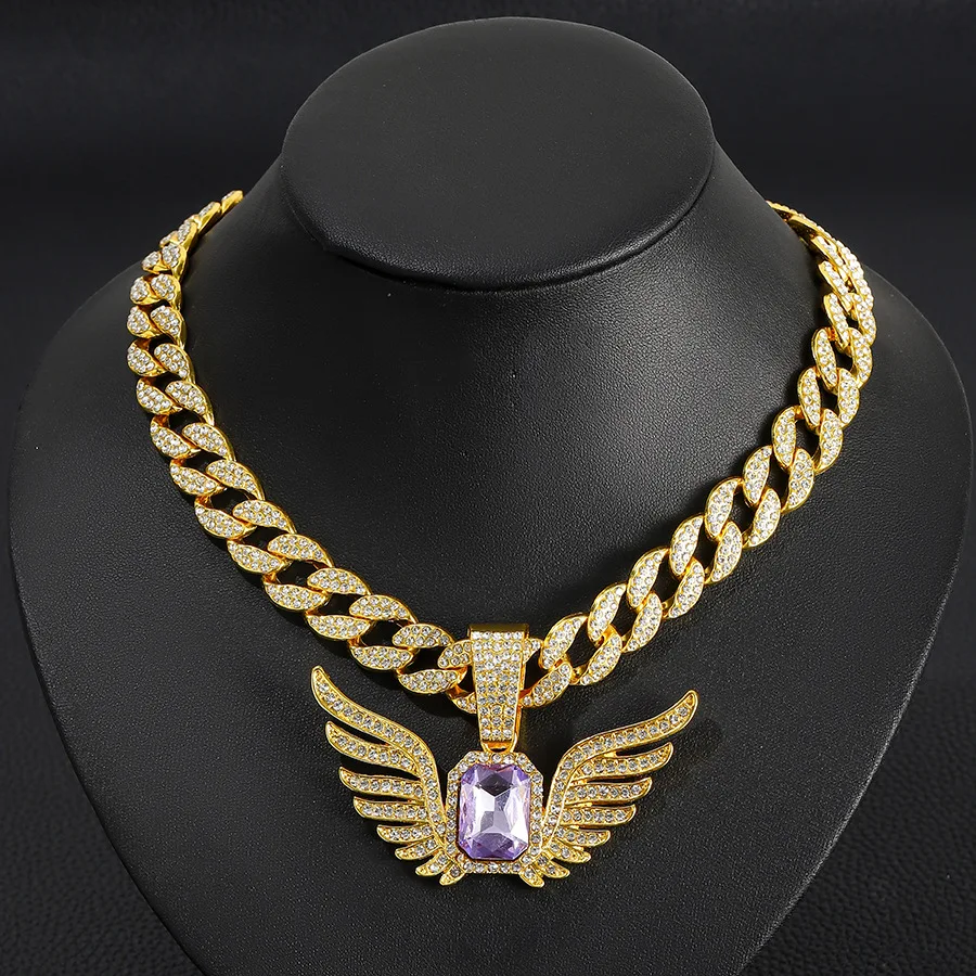 

A stylish and exquisite necklace Angel Wings Pendant made of copper inlaid with green zircon is a romantic gift for Valentine's