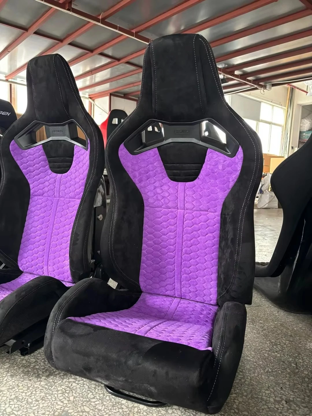 Customized Colour Factory Stock Ready Ship Car Seats High Quality Suede Universal Size Auto Seats for Bucket Seat Carbon Fiber