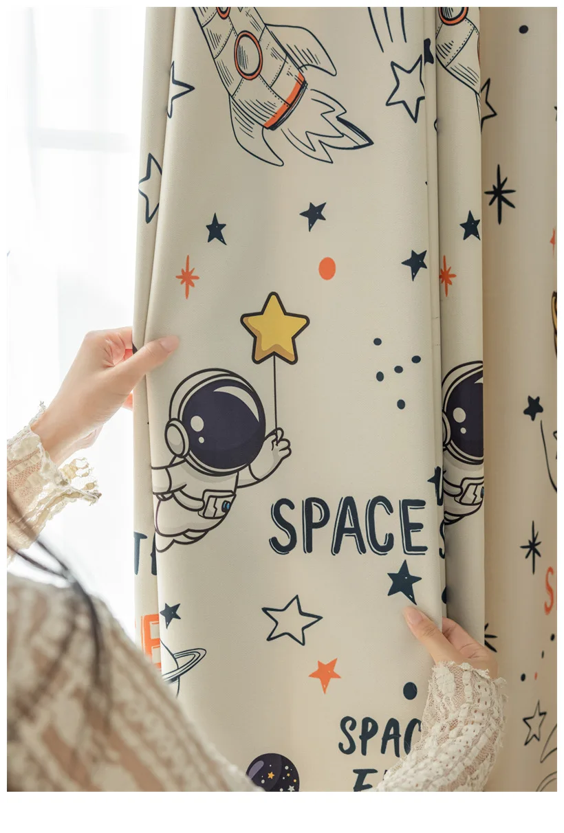 Baumwolle und Leinen, voll verdunkelnd, für Kinderzimmer, Cartoon-Creme-Vorhänge, Astronaut, digital bedruckt, Fenstergitter, individuelles Tuch – Detail 7