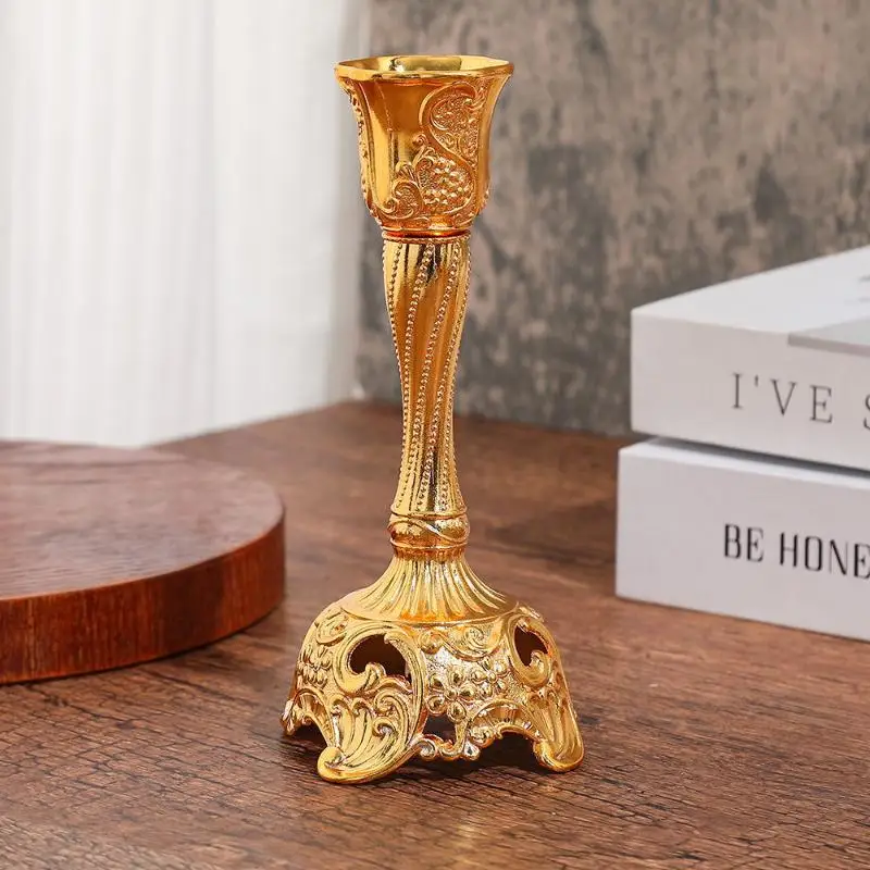 Retro Dinner Candelabra Ornament Artistic Handcrafted Candlestick for Housewarming Wedding Gift Home Living Decor