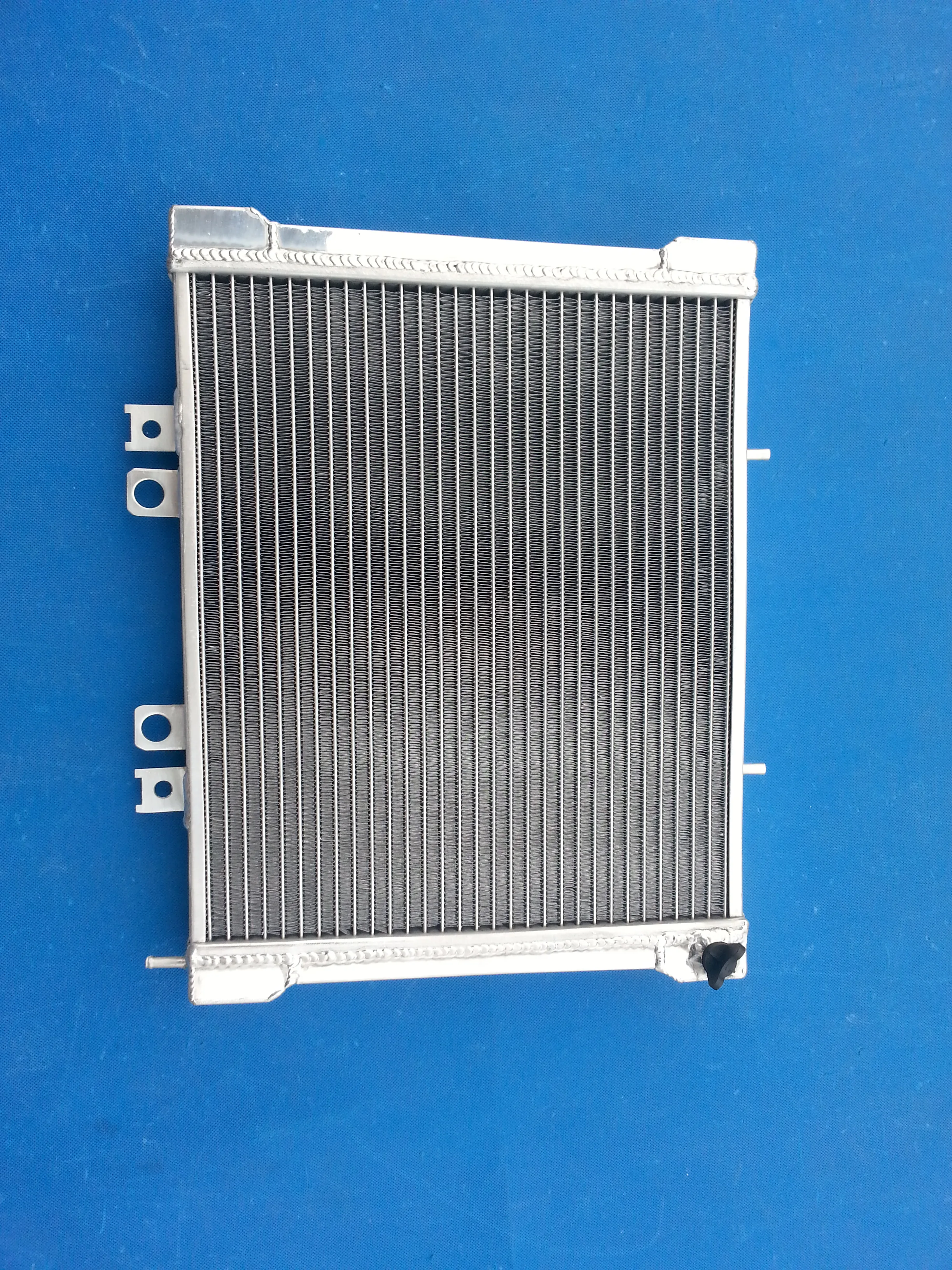 

NEW Aluminum Radiator For 2002-2005 Polaris Sportsman 600 700 1240103 1240534 Cooler Cooling Coolant 2002 2003 2004 2005