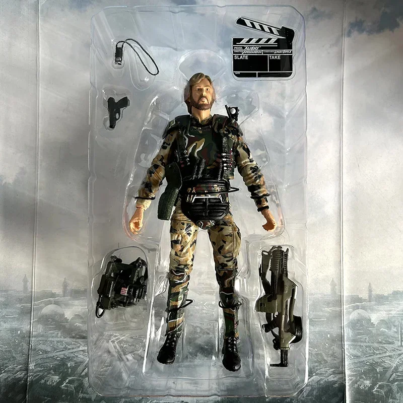 NECA Alien Colonel Cameron Aliens Vs Predator Action Figure Director James Cameron Marine Collectible Model Toys Doll Gifts 18cm