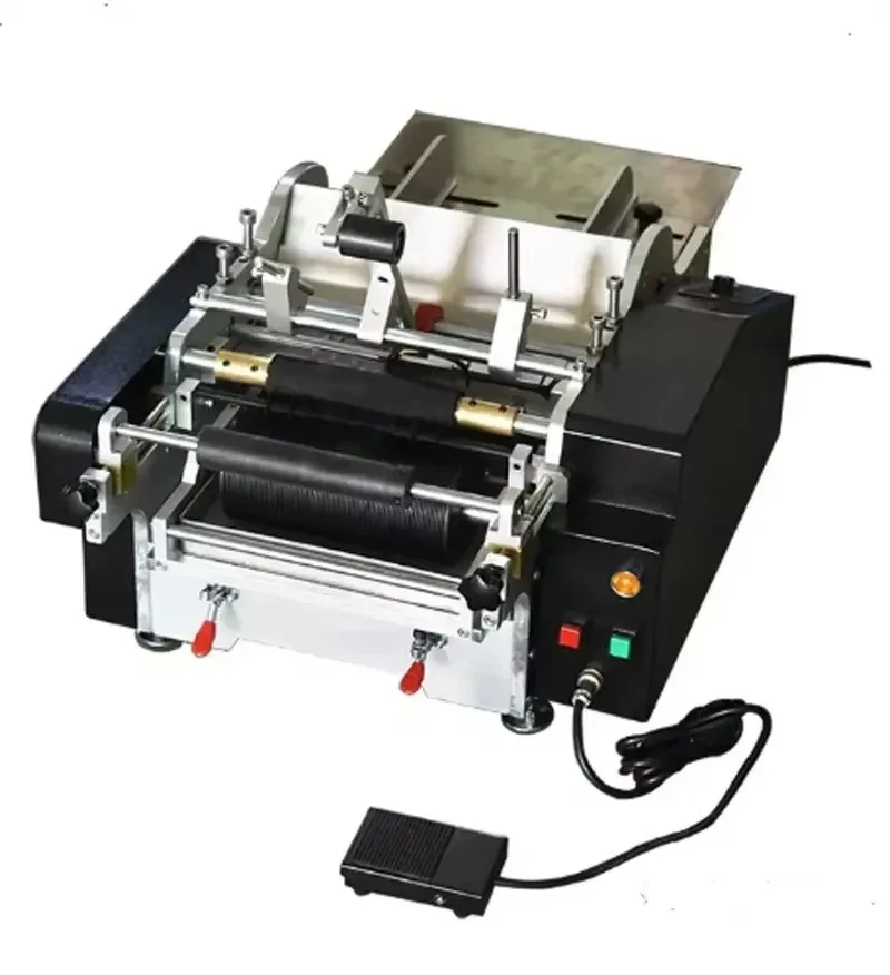 T811 Table Top Semiautomatic Round Bottle Wet Glue Paste Sticker Labeling Machine