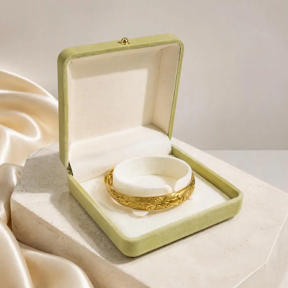 Jewelry Organizer Box Pearl Velvet Jewelry Box with Anti-scratch Lining Decorative Storage Organizer for Rings for Rings