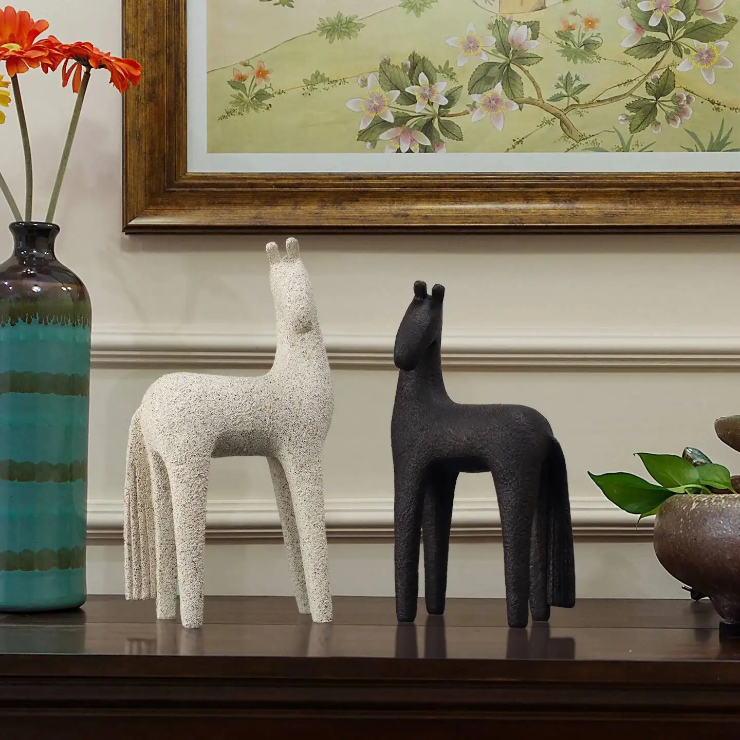 Resin Handicrafts Abstract Horse Sculpture Creative Fat Horse Statue Animal Decorative Figurines Home Decoration Accessories