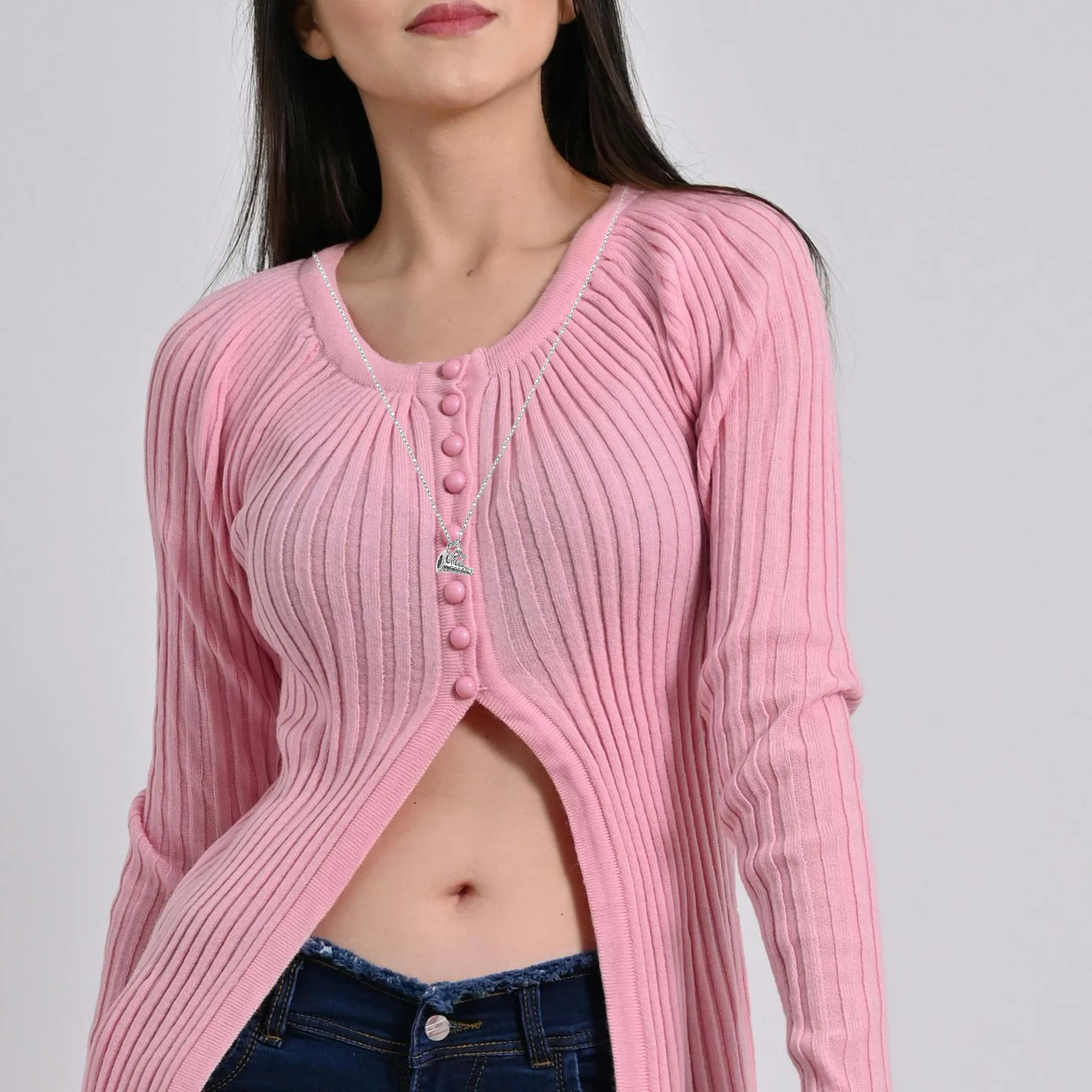 

2Pcs Cheer Necklace Cute Cheerleading Megaphone Pendant Jewelry Set Lightweight Cheerleader Accessory Team Spirit Gift