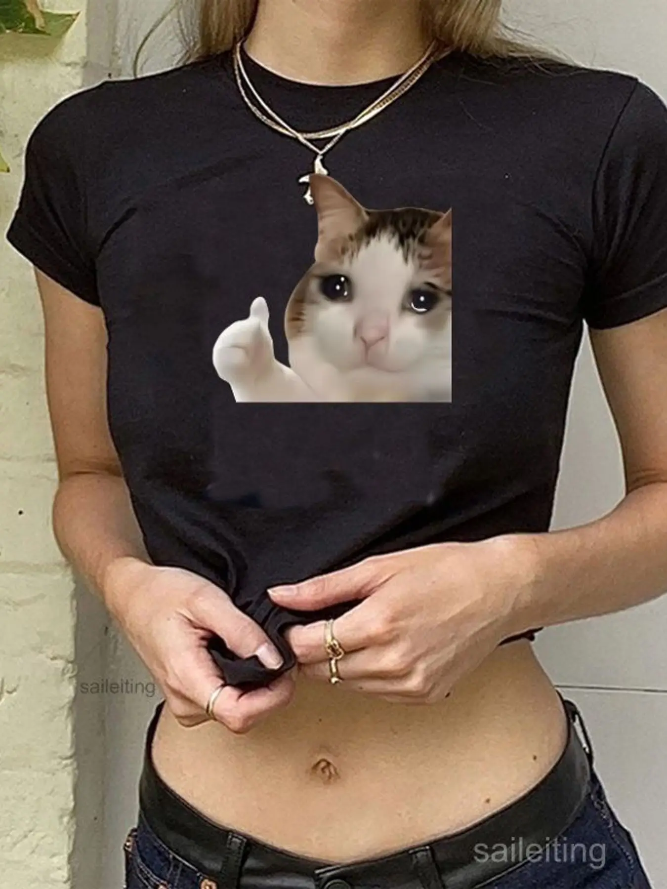 Women's White Crop Top T-Shirt with Cute Cat Print Thumbs Up Graphic, Knitted Beige Cardigan Shoulder Drape, Casual Streetwea