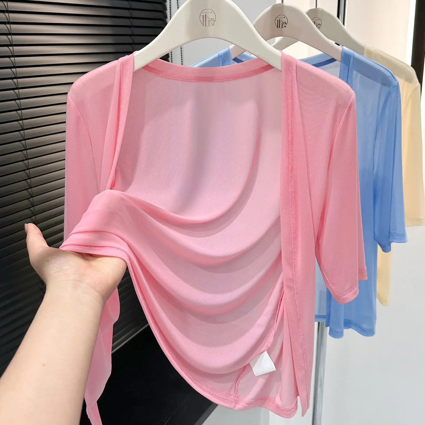 Sun Protection Mesh Sleeveless Cardigan Women's Summer 2026 Beachwear Skirt Pairing Lightweight Transparent Outerwear Top