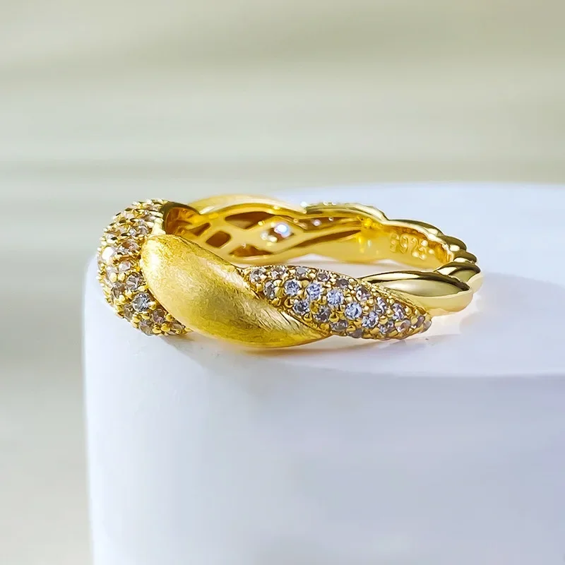 Karachi S925 Silver Gold-plated Diamond Inlaid Flower Brushed Ring Small Design Palace Style Tiktok Goods Jewelry