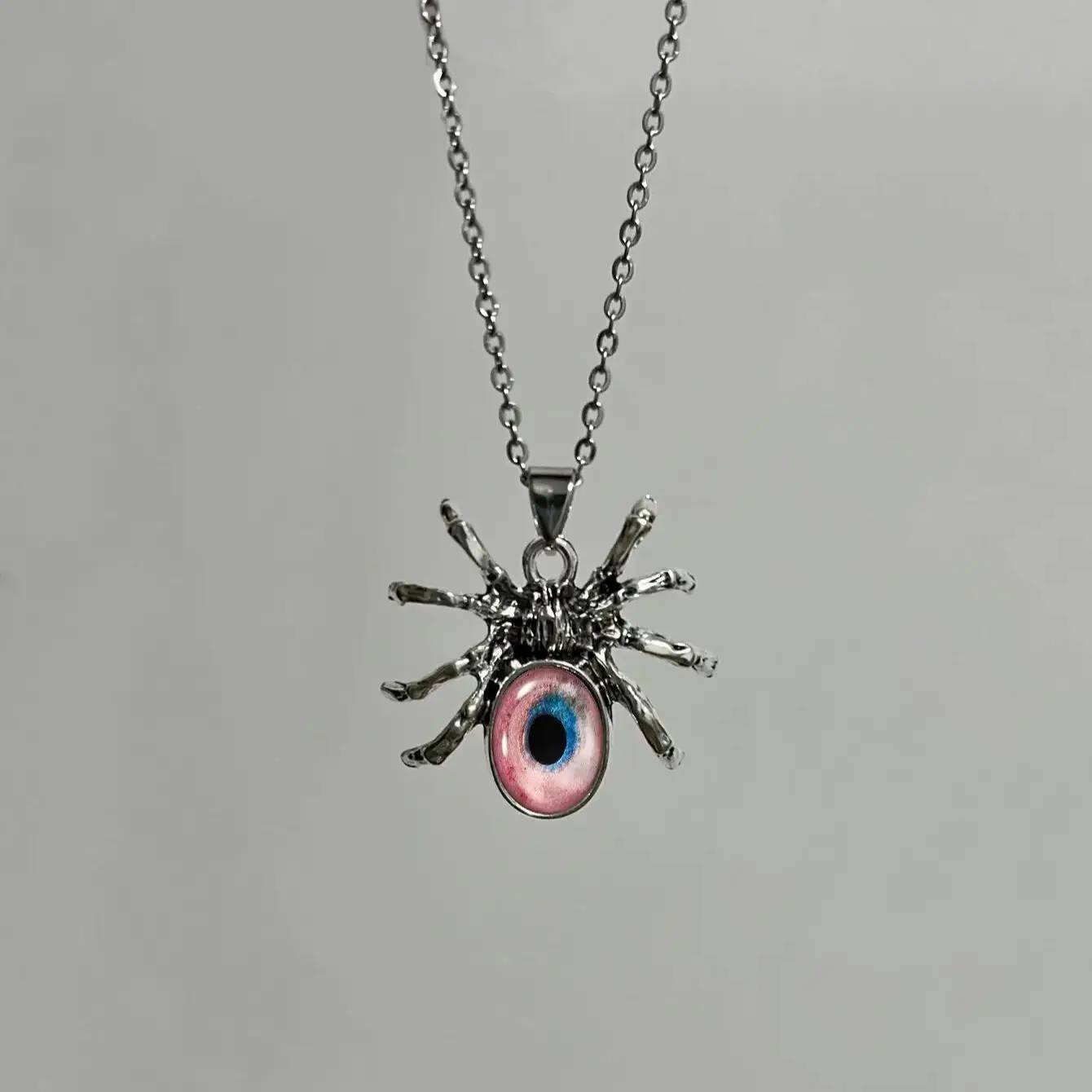 Gothic Vampire Spider Necklace Women Man Pagan Alternative Jewelry Accessories Horror Bloodstained Eyes Spider Pendant Choker