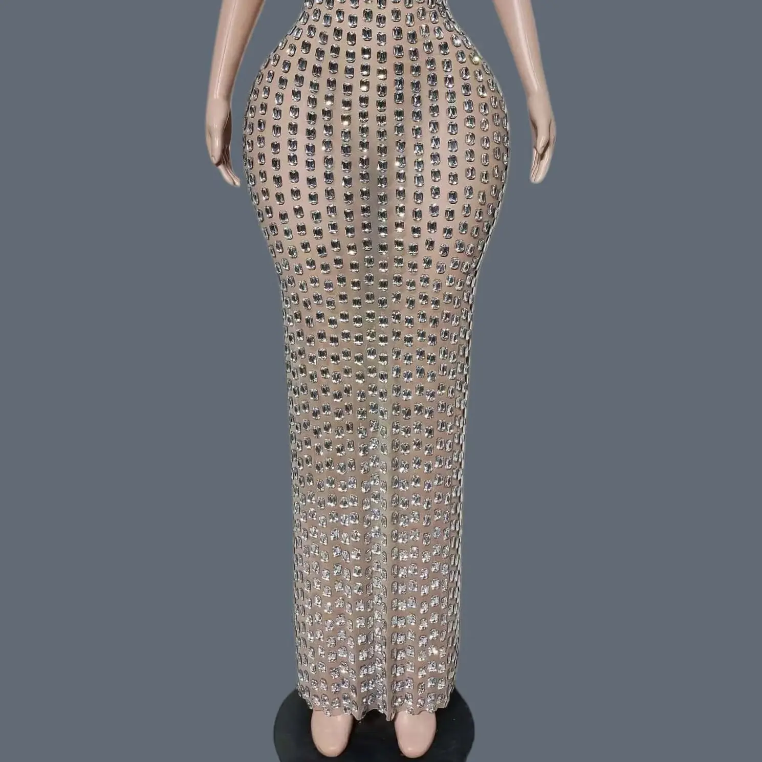 

Sparkly Silver Crystals See Through Mesh Long Dresses Brilliant Evening Dress Glamorous Prom Dress Night Party Outfit Bingtang