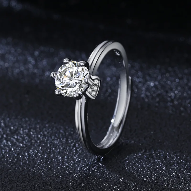 Hot selling 18k white gold PT925 eight hearts eight ladies engagement ring party European and American accessories