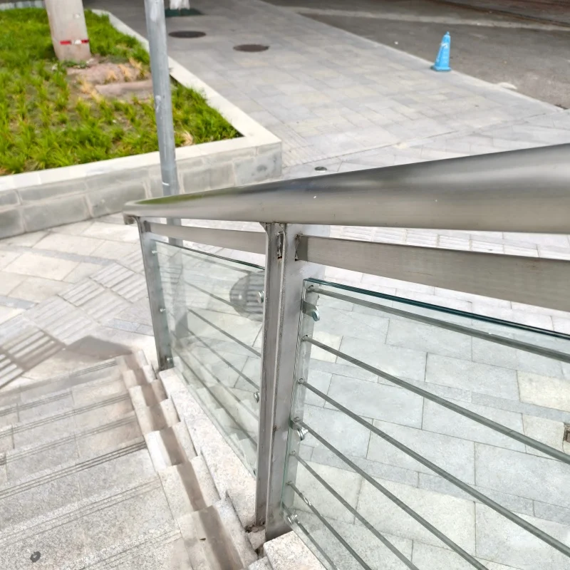 Kit de trilhos de cabo DIY moderno de personalização para escada e varanda Balustrade de aço inoxidável e vidro para instalação de shopping