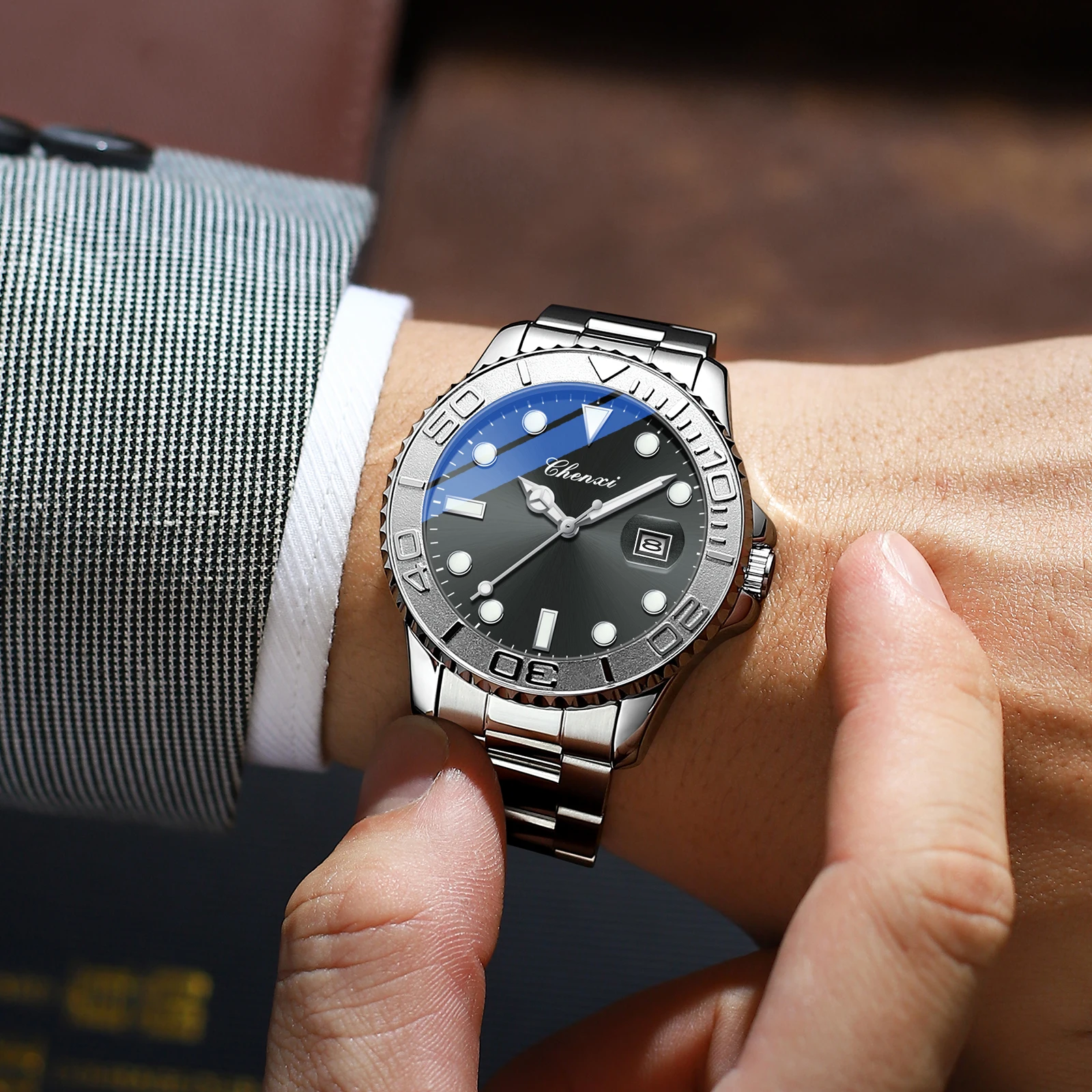 

CHENXI 615, роскошные мужские часы, водонепроницаемые часы с календарем, вращающийся безель, кварцевый механизм, модные деловые часы из нержавеющей стали