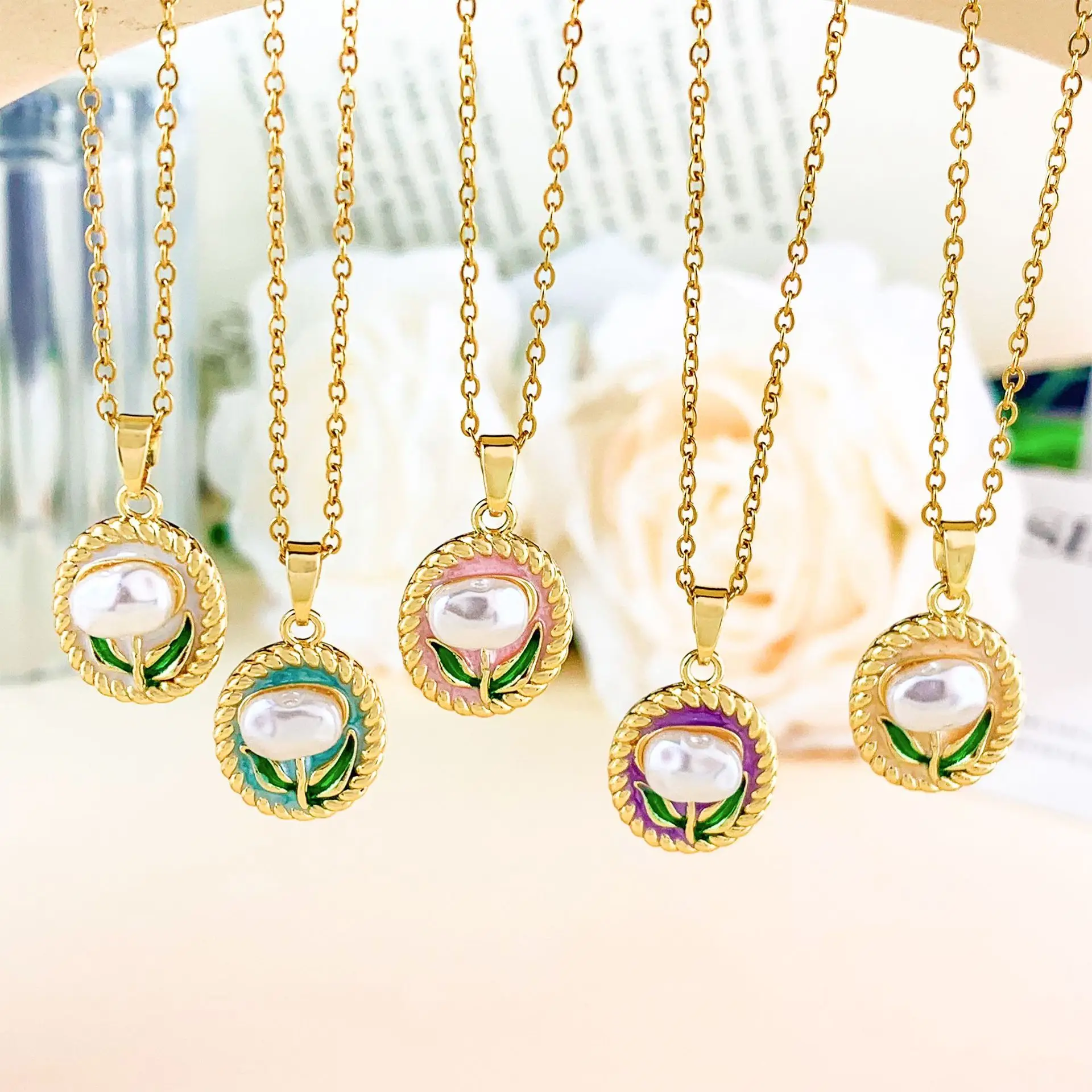 PTTOZAN 18K Gold Plated Tulip Flower Pendant Pearl Necklace Women Titanium Steel Necklace Spring Summer Floral Jewelry