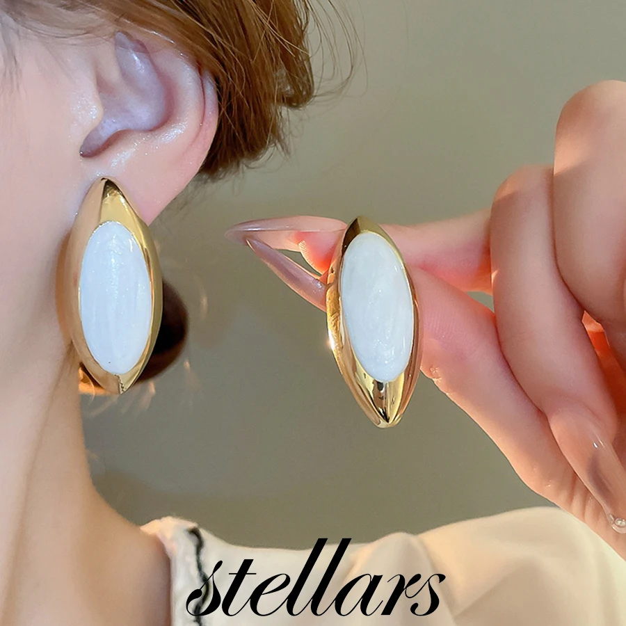 

Vintage Drip Oil Water Drop Geometric Silver Needle Earrings Minimalist Unique Niche High-End Temperament Women Earrings