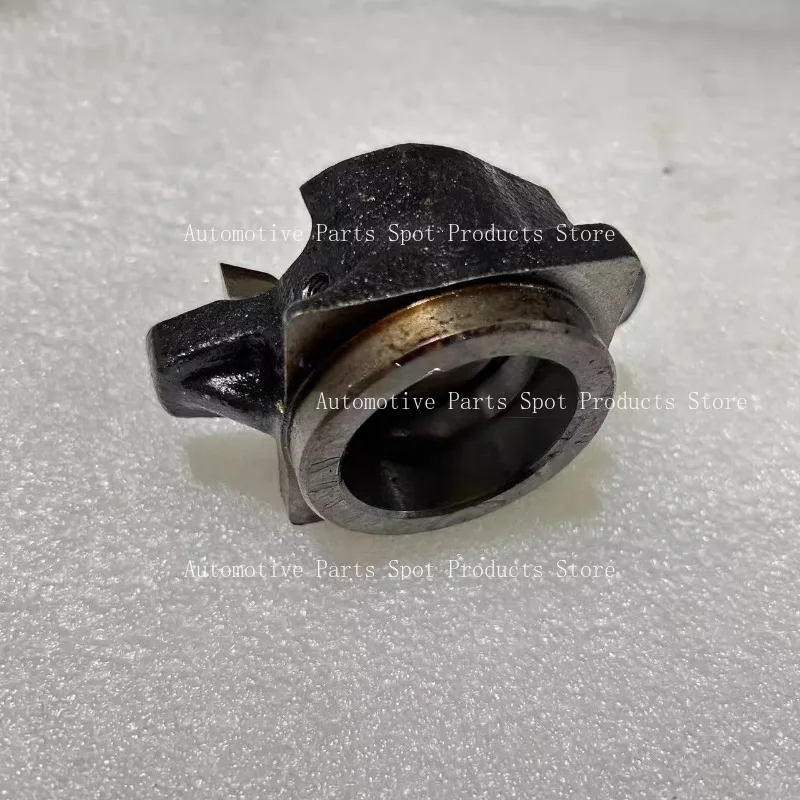 

7F 8F Is Suitable for Toyota Forklift Clutch Release Bearing Seat 31230-23321-71 31230-26602-71