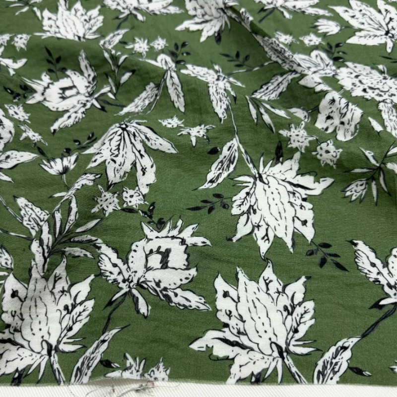 Green Printed Cotton Linen Skin Friendly Fabric for Spring Summer Shirts Dresses Non Transparent Wide Leg Pants Printed Fabric