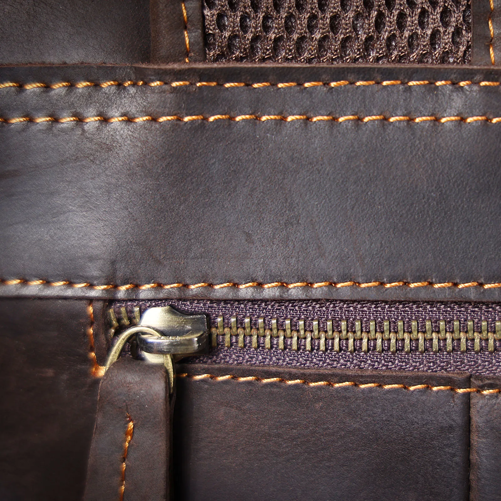 S.WORKER Vintage Echtleder-Rucksack für Herren, Große Laptop-Schultertasche aus Rindsleder, Klassische Vintage Crazy Horse Schultasche für Reisen – Detail 16