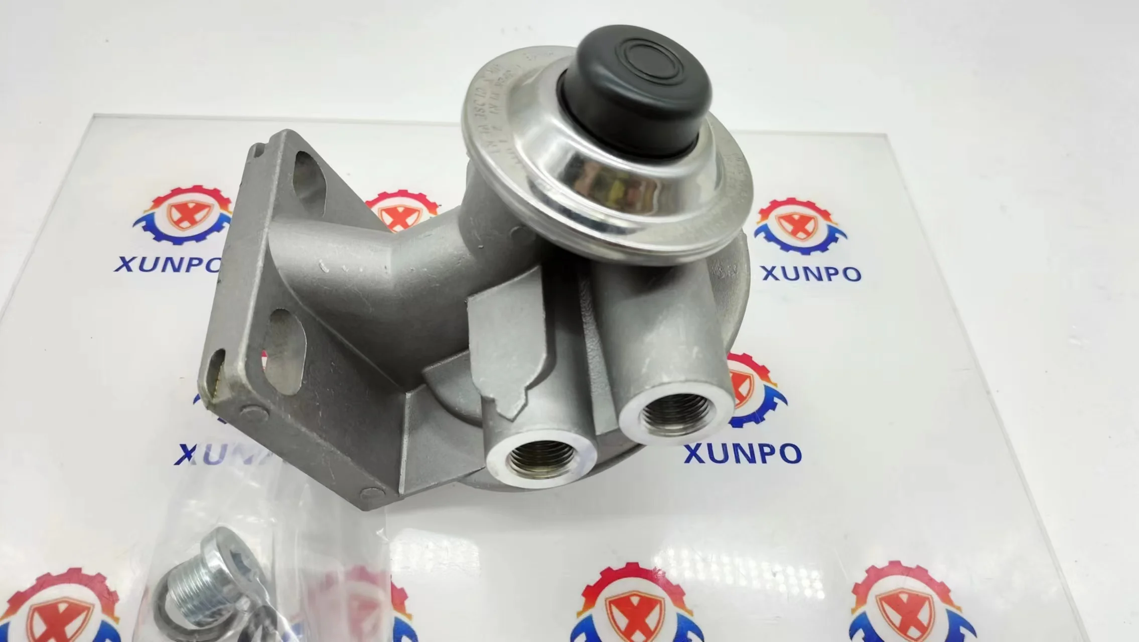 Oil and Water Separation Seat 11172896 R90PM16 for QSX15 R800LC-9A Excavator Filter Seat