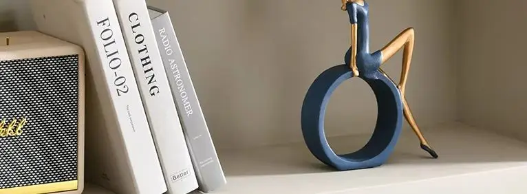 

Creative Ornament Reading OK Girl Home Bedroom Living Room Bookshelf Decoration