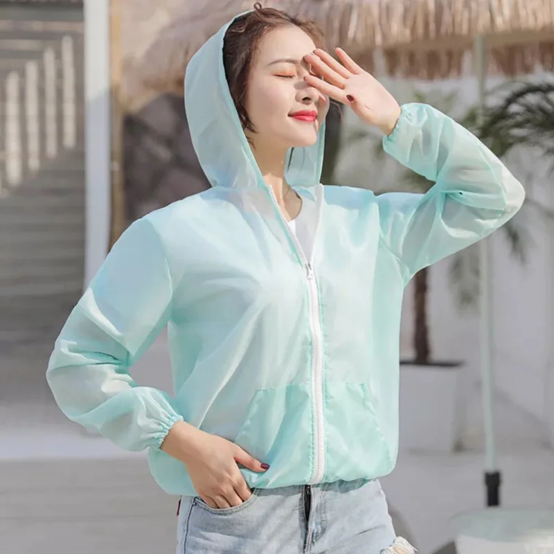 Ropa de protección solar para mujer, Sudadera con capucha de protección solar UV de Color caramelo, camisas ultrafinas de verano, abrigo de seda de hielo transpirable para mujer