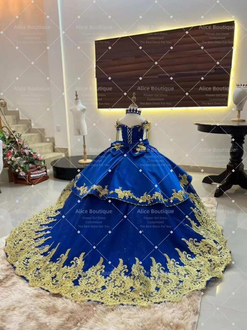 Wedding Royal Blue And Gold Skirt Royal Blue And Gold Lace Appliques Long Sleeve Wedding Dress Wedding Royal Blue And Gold Skirt Royal Blue And Gold Lace Appliques Long Sleeve Wedding Dress