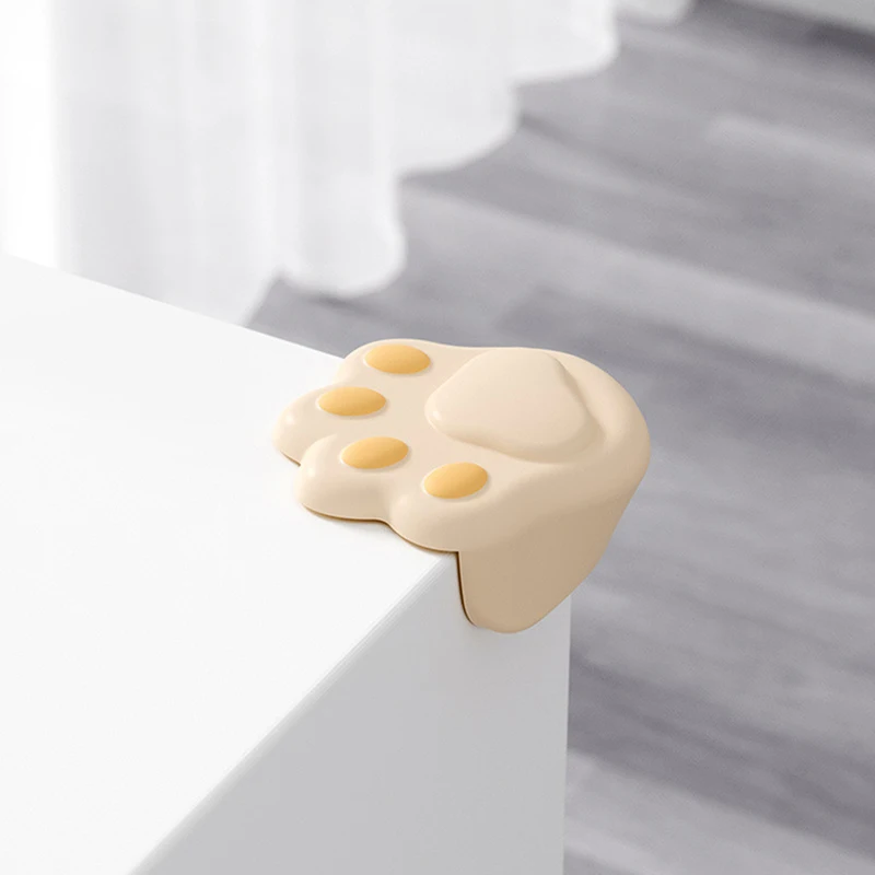 

2pcs/lot Cute Cartoon Baby Safety Furniture Corner Guards Soft Child Baby Safety Silicone Table Desk Corner Protector Edge Cover