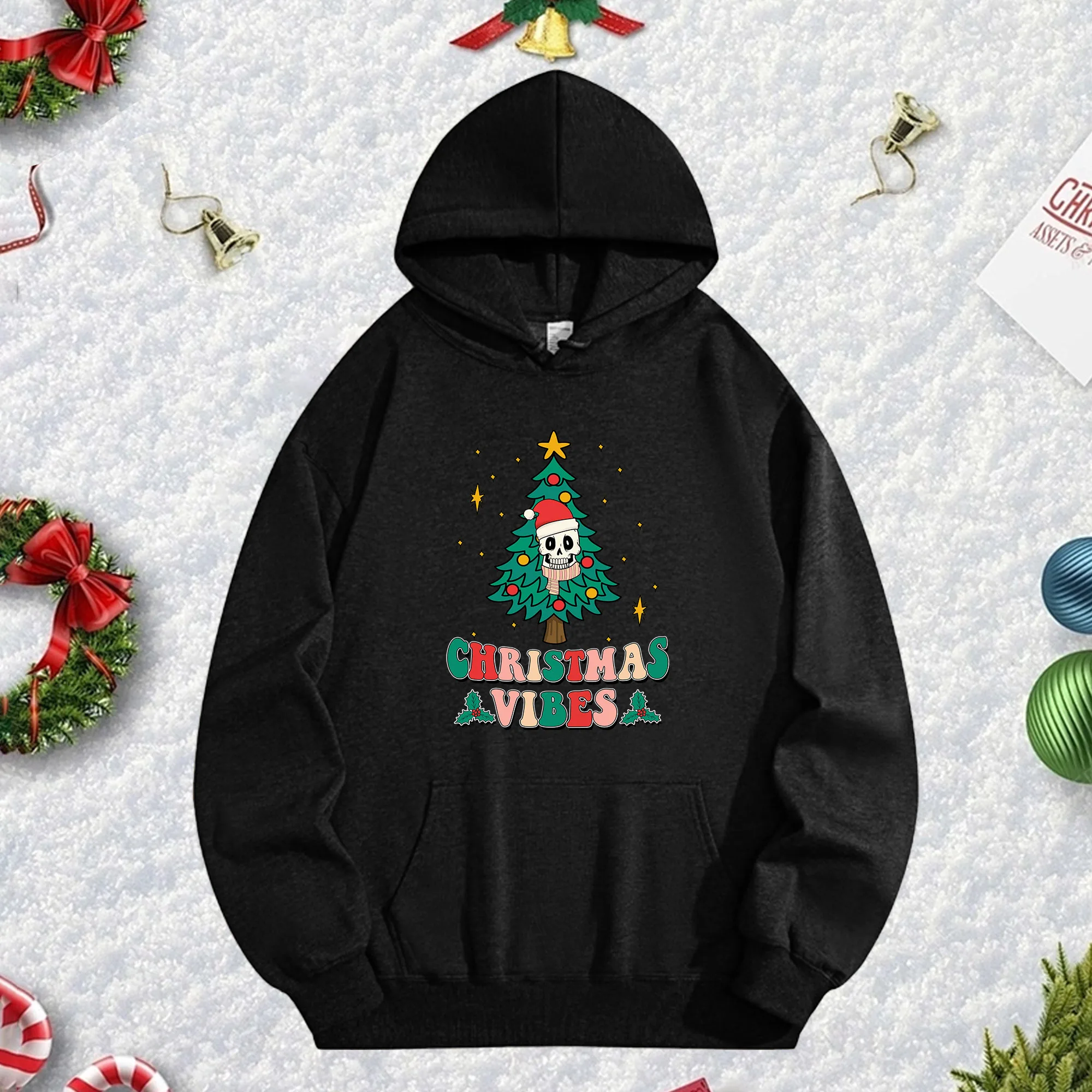 سترة بقلنسوة سوداء من Christmas Vibes 270G للرجال والنساء، بلوفر صوف كبير الحجم مريح لموسم عيد الميلاد في الخريف/الشتاء #1