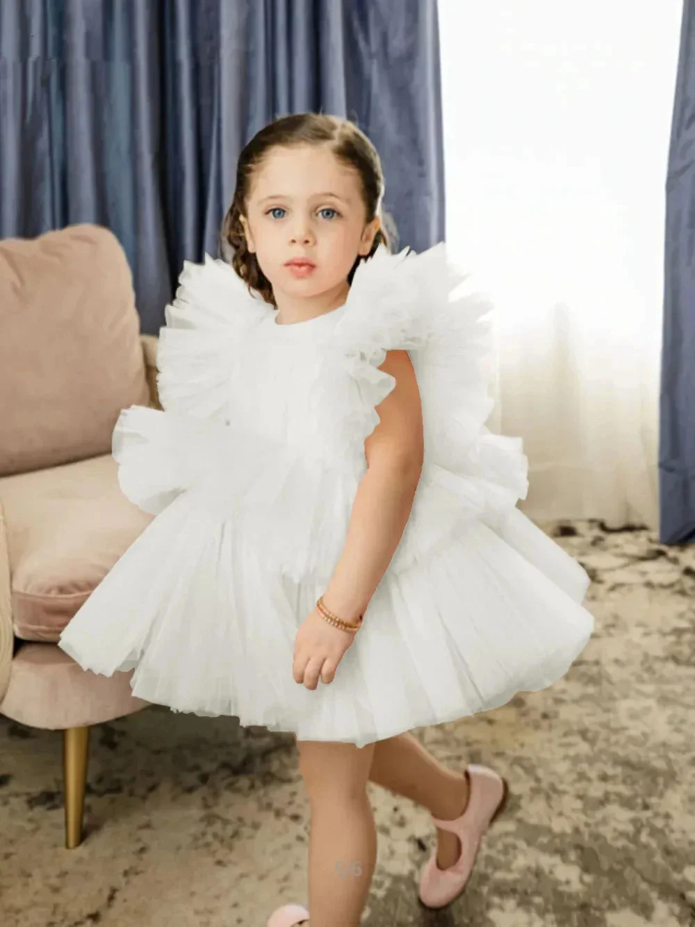 

Customized Ivory Flower Girl Dress For Wedding Tulle Puffy Sleeveless Little Girl Birthday Party First Communion Banquet Gown