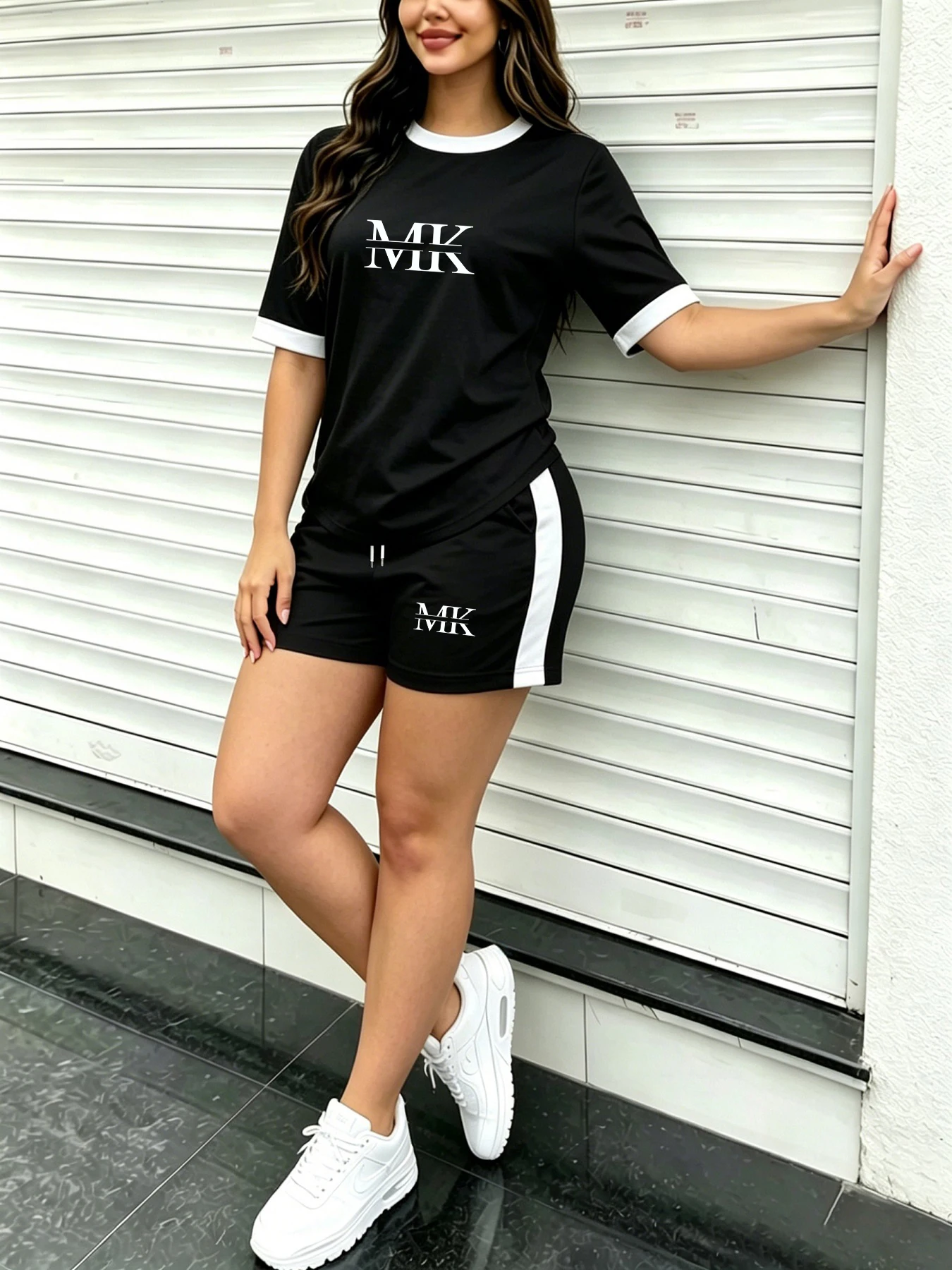 Street-Style Trendy Women's Casual Outfit, Urban Theme Letter Pattern Print, Black and White Color-Blocking Short-Sleeve and Shorts Two-Piece Set, Clean and Loose Casual Fit, Stylish and Comfortable for Everyday Wear, Casual Knit Sports Set, Spring and Summer, Outdoor, Casual Women's Clothing
