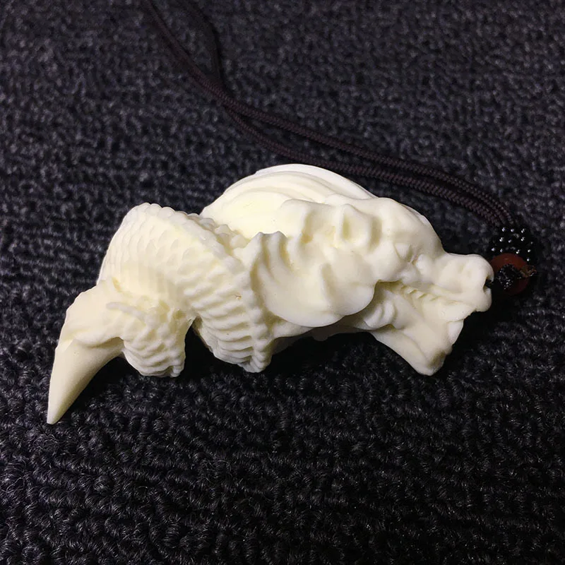 Ivory Nut Carved Dragon Tooth Tip Pendant6.5*6cmBodhi Seeds Coconut Wood Accessories Creative Couple Necklace