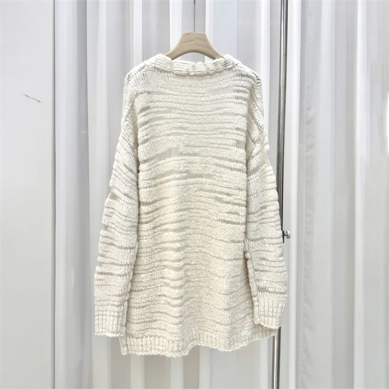 High-quality autumn new color-blocked striped wool knit cardigan for women, fashionable, casual, loose, mid-length knitted coat.
