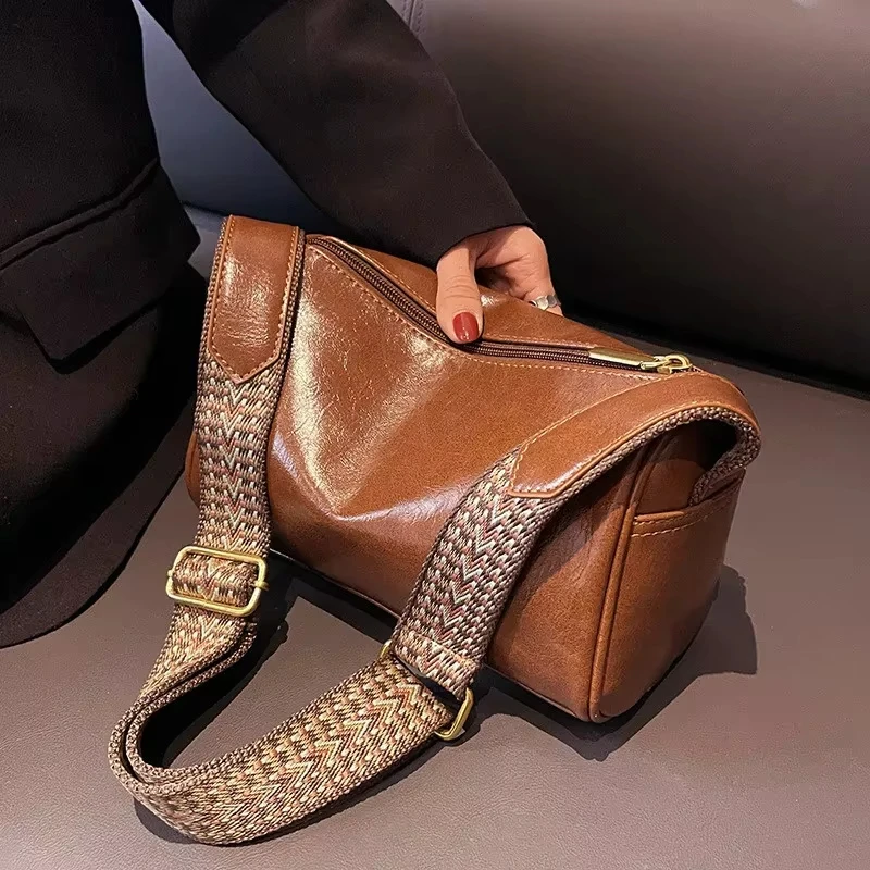 

Vintage PU Leather Boston Women Small Handbag and Purse Fashion Designer Crossbody Bag Female Casual Travel Pillow Shoulder Bag