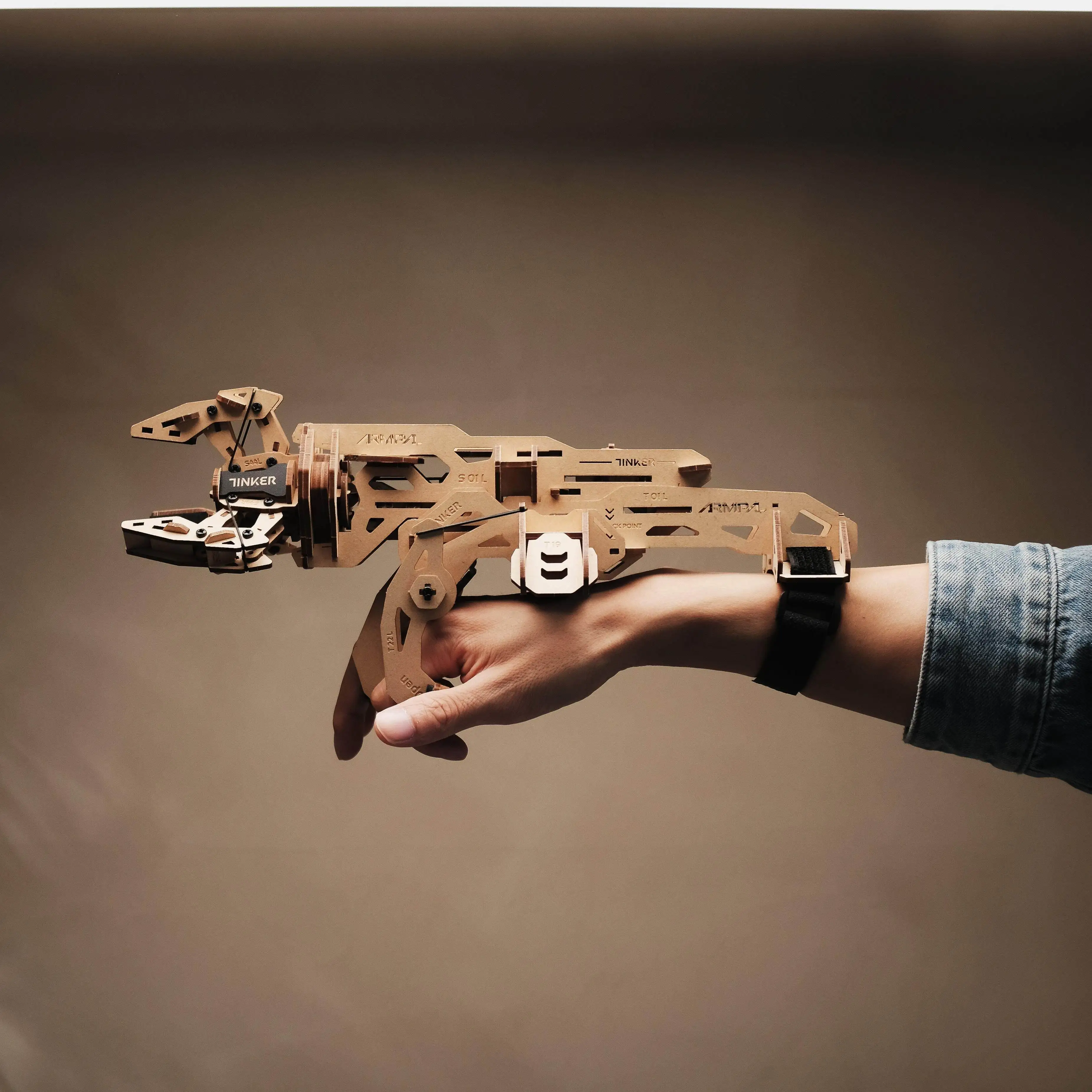 Mechanical Claw DIY Handmade Assembly Creative Decorative Item