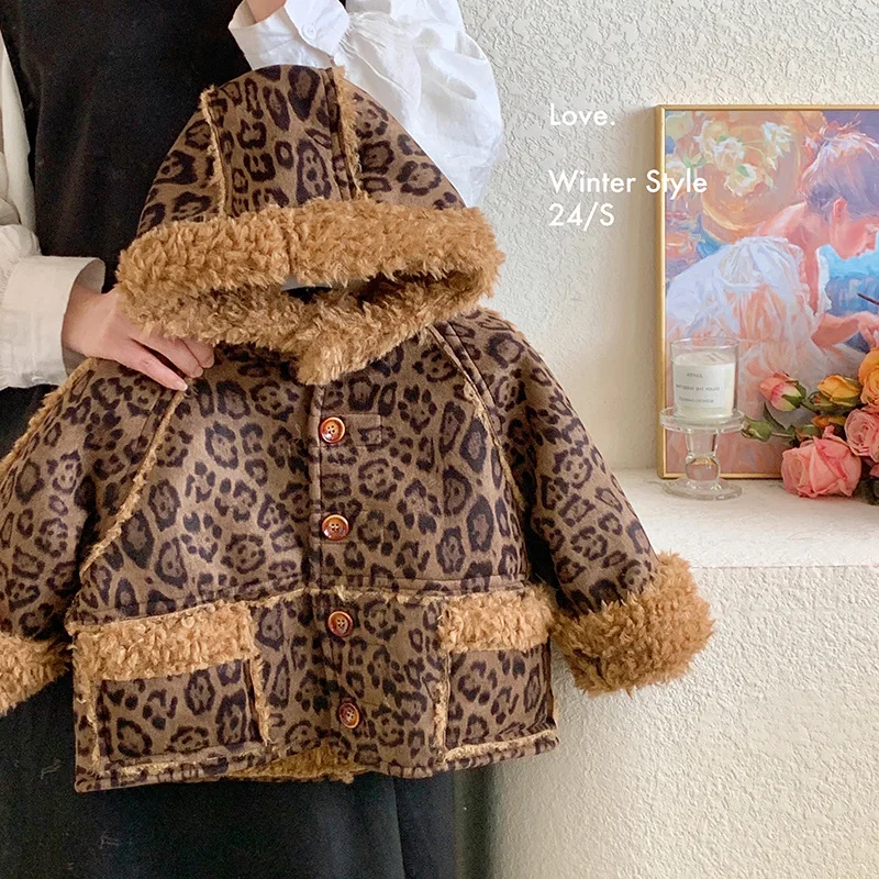 Girls Fur One-piece Jacket 2024 Autumn and Winter New Double-sided Hooded Leopard Print Jacket Fashionable and Stylish Jacket