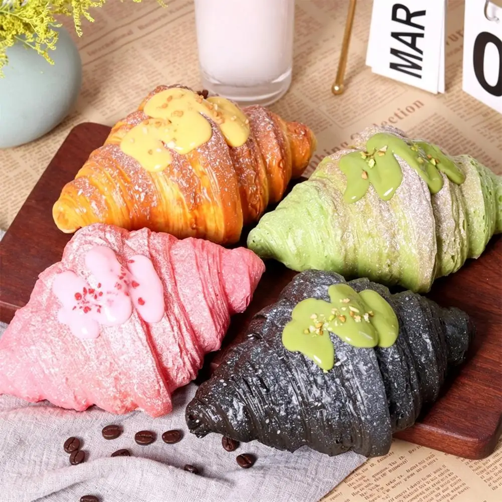 1PC Slow Rebound Praiseworthy Bread Kneading Simulation Croissants Pop Puffs Food Model Shooting Props Window Ornaments