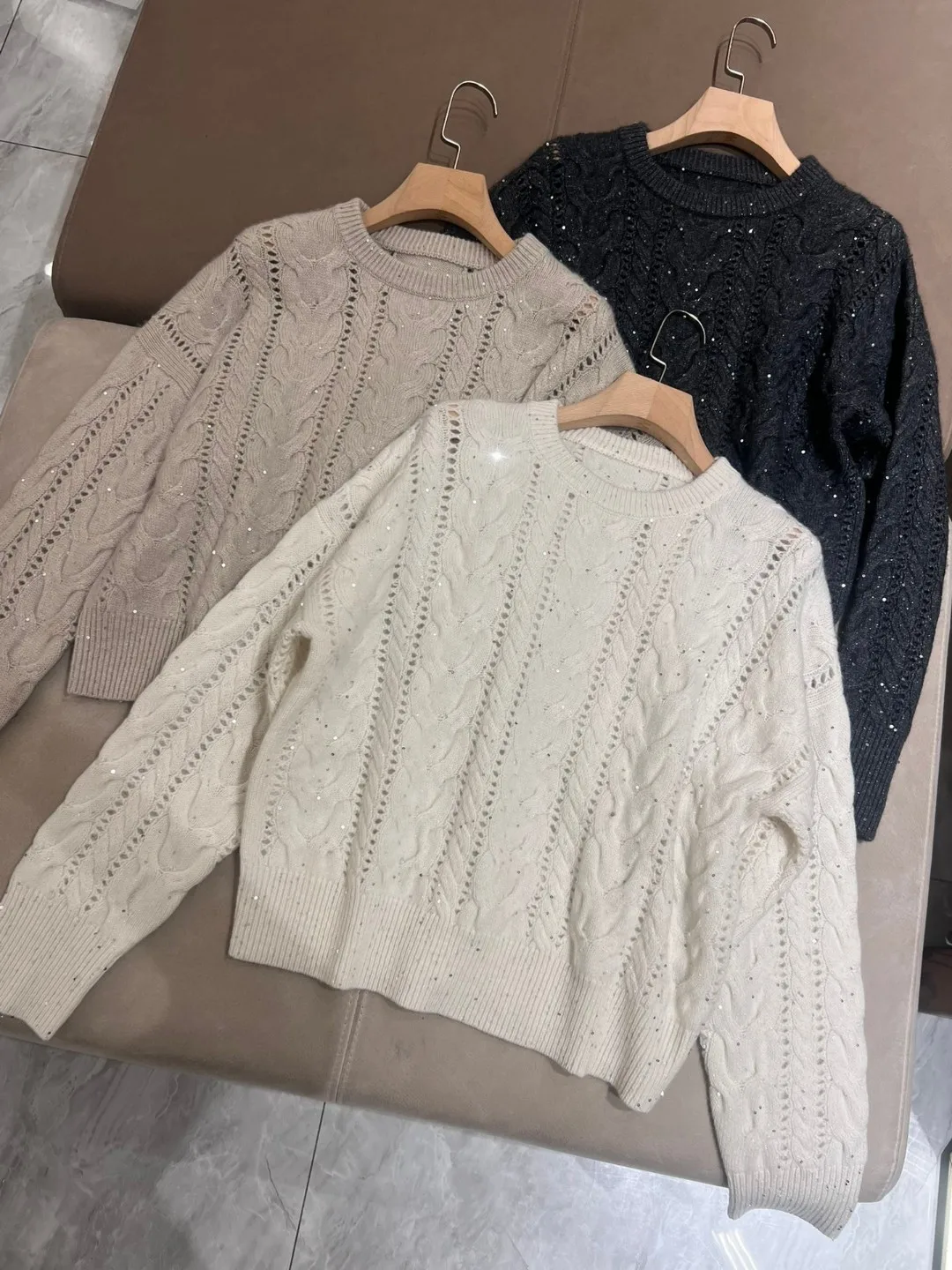 

Autumn Winter 2024 Women's Cashmere Sweater Knitted Thick O-Neck Pullover Casual Long-sleeved Sweater