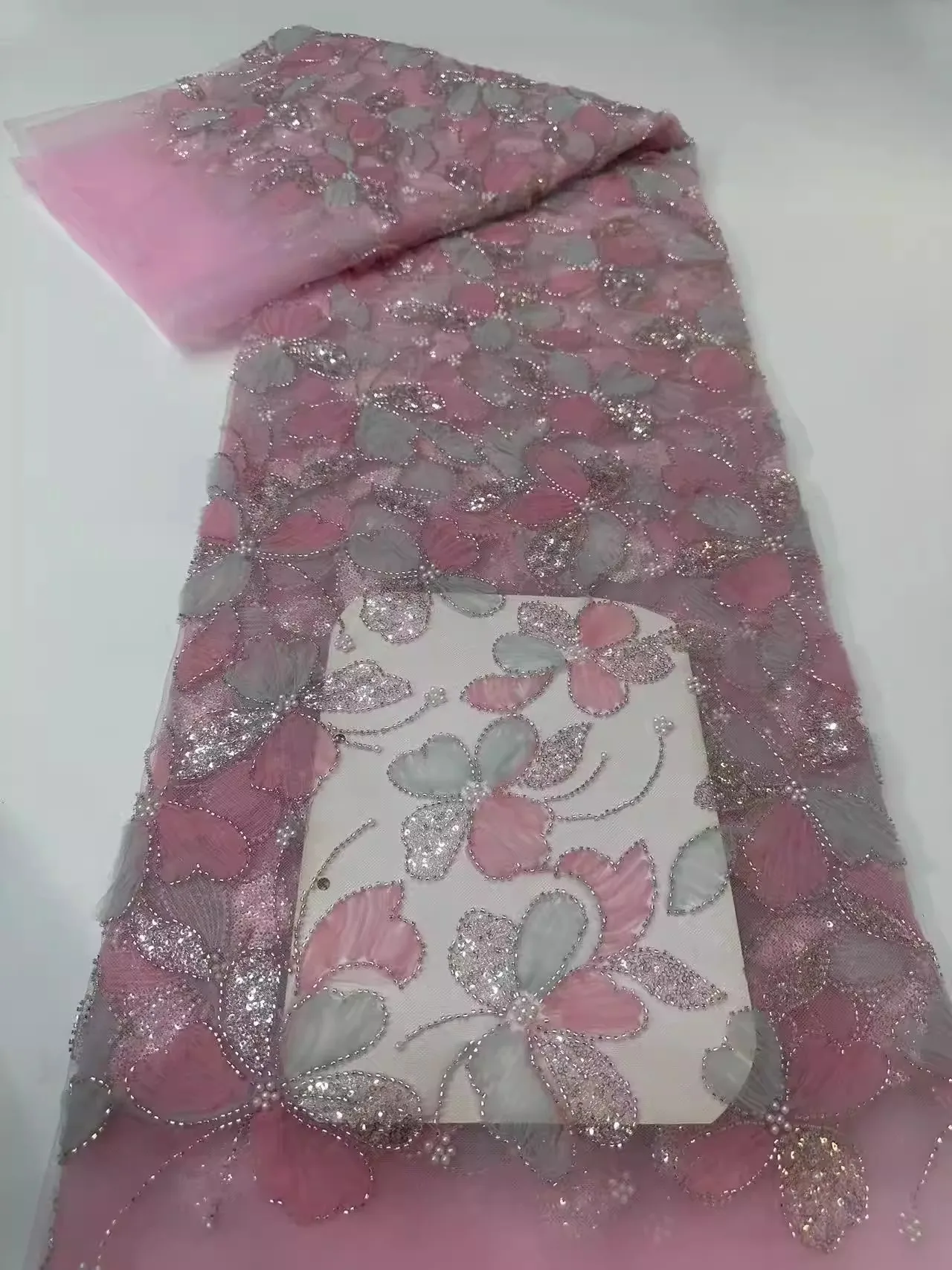 

Ткань с вышивкой пайетками в виде бабочек, 2 ярда, для роскошных платьев чонсам и свадебных нарядов, для пошива одежды